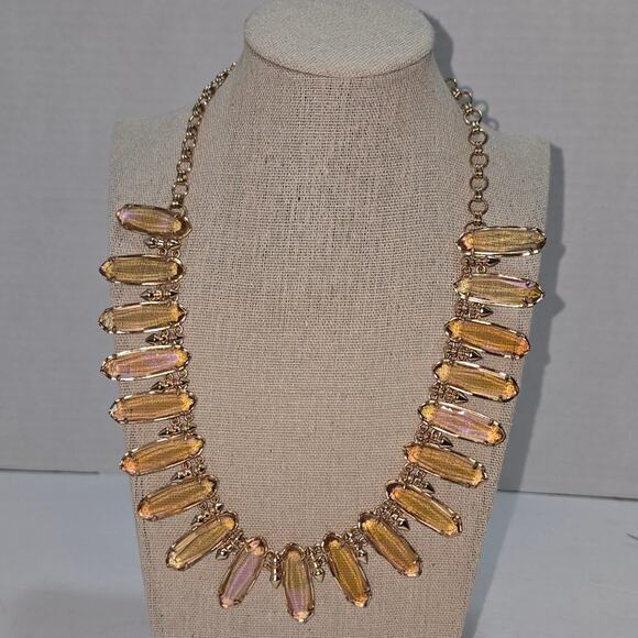 Kendra Scott Gabriella‎ Iridescent Peach Elegant Gold Statement Bibb Necklace - Picture 1 of 10